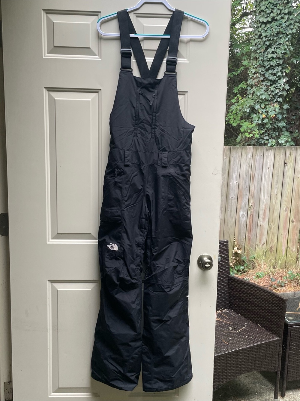 The North Face Black Snow Bibs Ski Pants Women's Medium